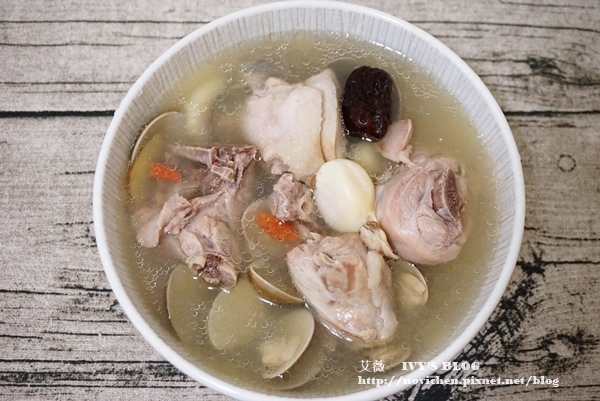 蛤蜊蒜頭雞湯_9.JPG 蛤蜊蒜頭雞湯_9.JPG