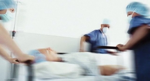 Rushing a patient to surgery hospital