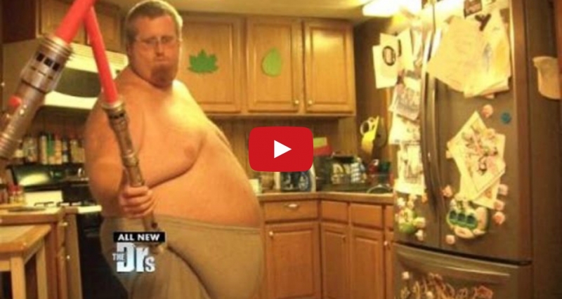 209公斤男子說要減肥時家人真的很開心，只是沒想到他居然一減...