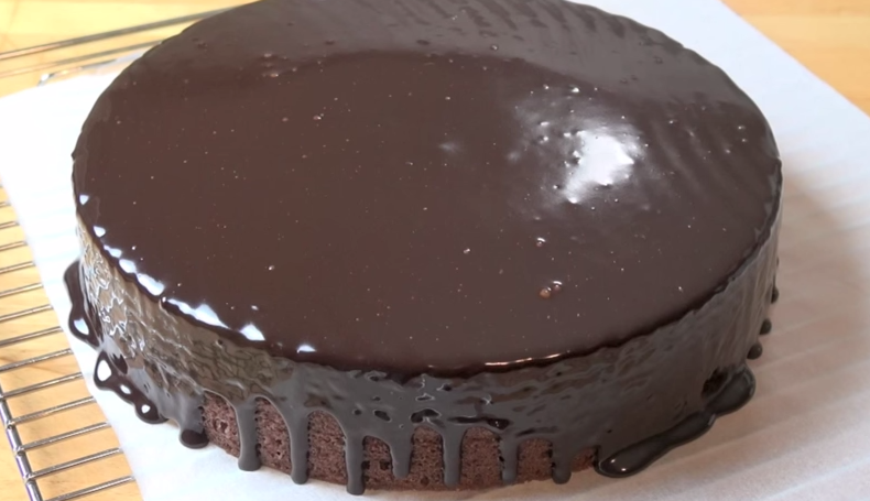10分鐘教你用微波爐做不失敗生日蛋糕！大家都愛的巧克力蛋糕其...