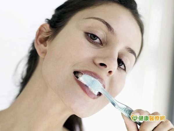 每天都要刷牙當心你可能刷錯了！...