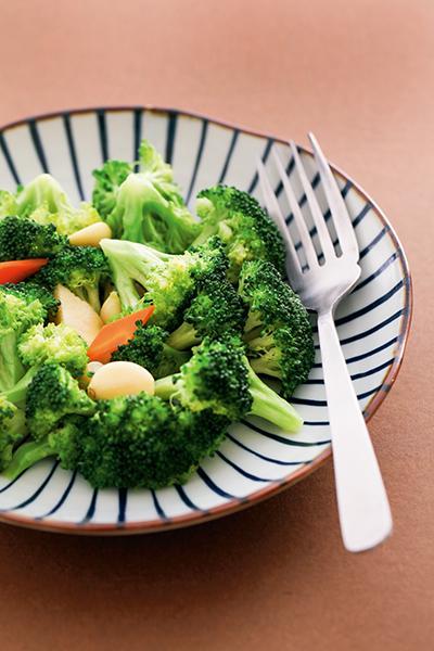花椰菜雖然不能改善過敏，但沒有引發之虞，可安心食用。