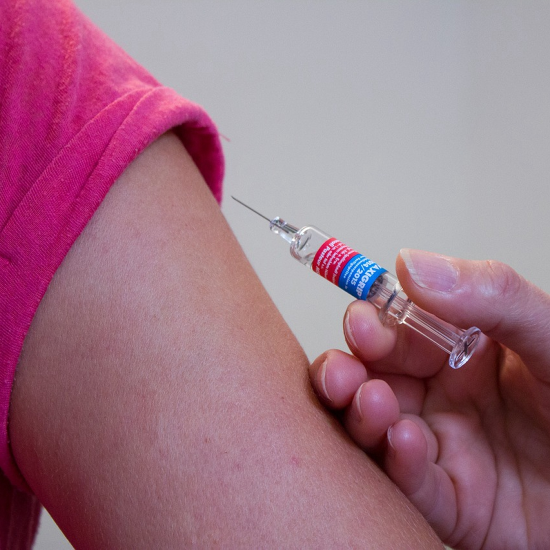 明年撥2.5億 國一女全面接種子宮頸癌疫苗...